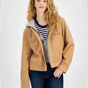 Tommy Hilfiger Women's Hooded Track Jacket Color:
Brown Sugar Size: M new